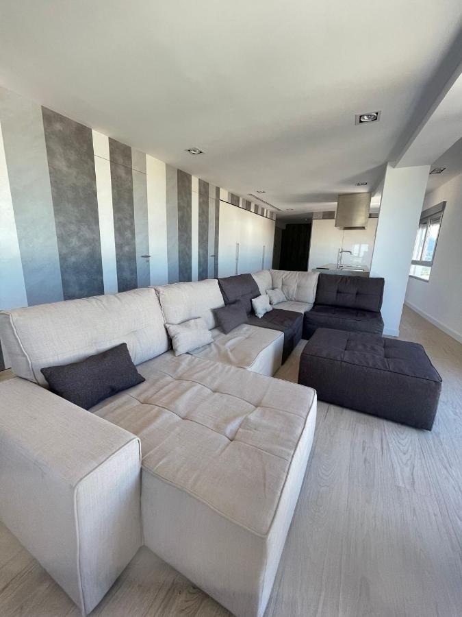 Piso Vivian Gandia Apartamento Exterior foto